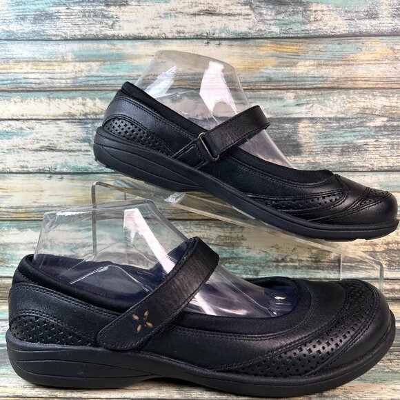 Abeo Mary Janes Womens Sz 8.5 Black Leather Casual Shoe Adjustable Strap Comfort - Picture 1 of 11